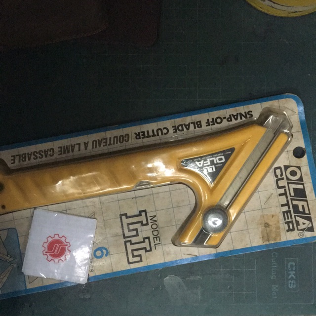 

Cutter olfa LL