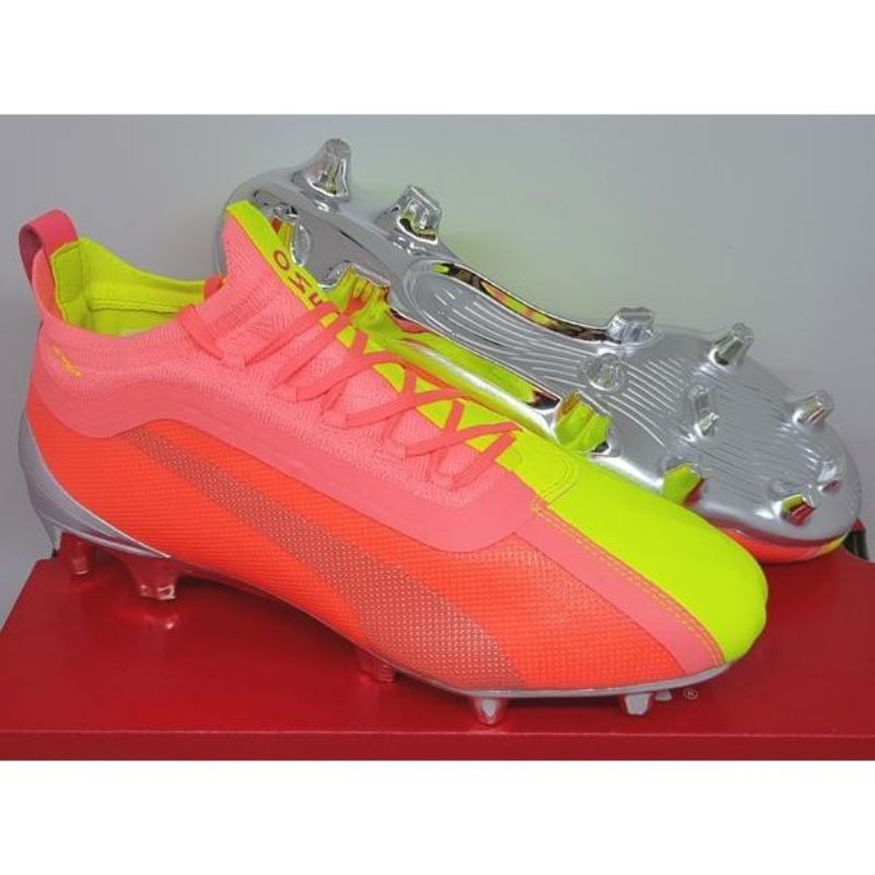 Sepatu Bola Puma One 20.1