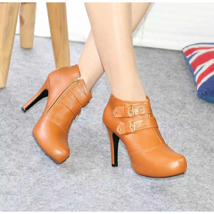 Sepatu Boots Wanita Tinggi 10cm