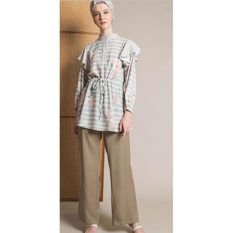 CLEVINA TOP BEIGE ALEZA LABEL