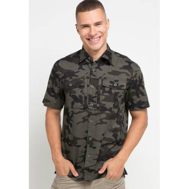 Kemeja pendek outdoor MGEE Basic yankee c004 green