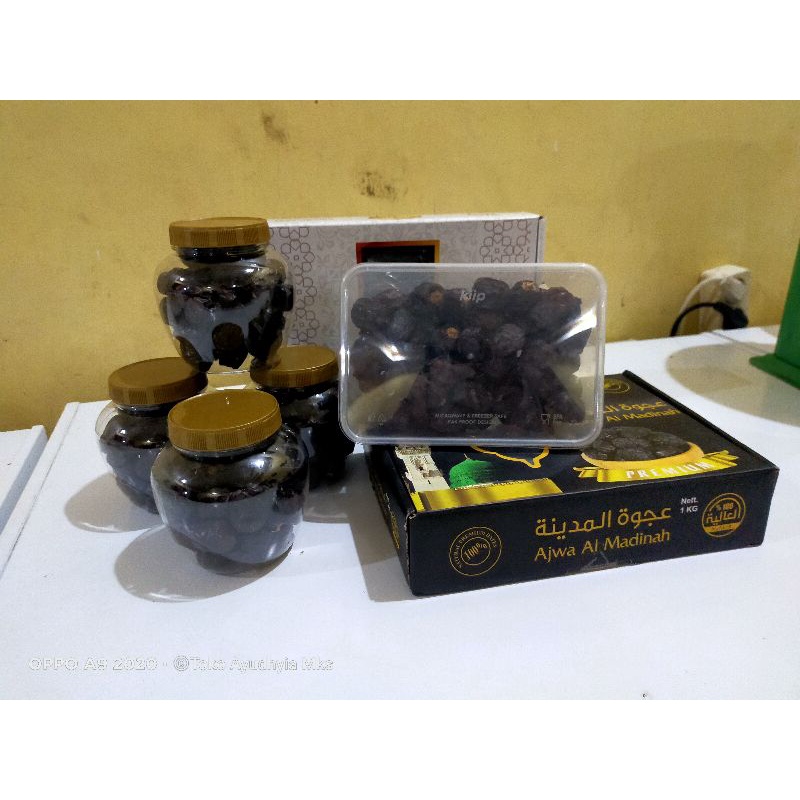 

Kurma Ajwa 1 Kg