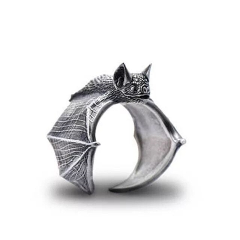 Cincin Model Kelelawar Bahan metal Gaya retro Eropa Amerika Untuk Pria