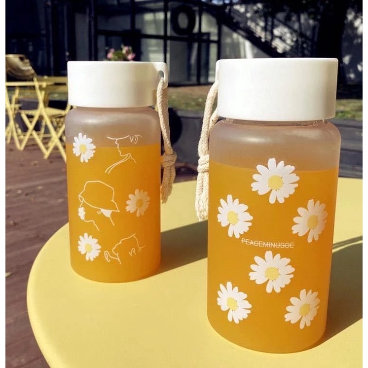 1 Pc Botol Air Teh Portabel Bahan Plastik Anti Bocor Motif Bunga Aster Kecil Dengan Tali Untuk Travel