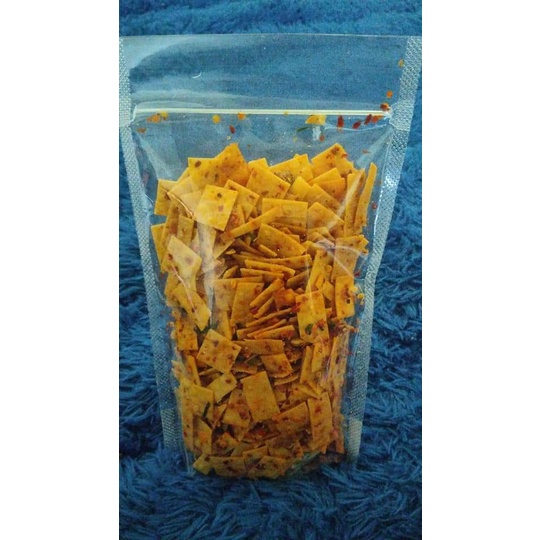 

Cemilan Snack Pangsit Kering Mini Season Snack
