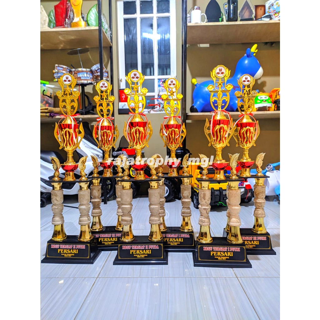 PIALA KAKI 2 MARMER PRAMUKA / UMUM TINGGI 70-80CM