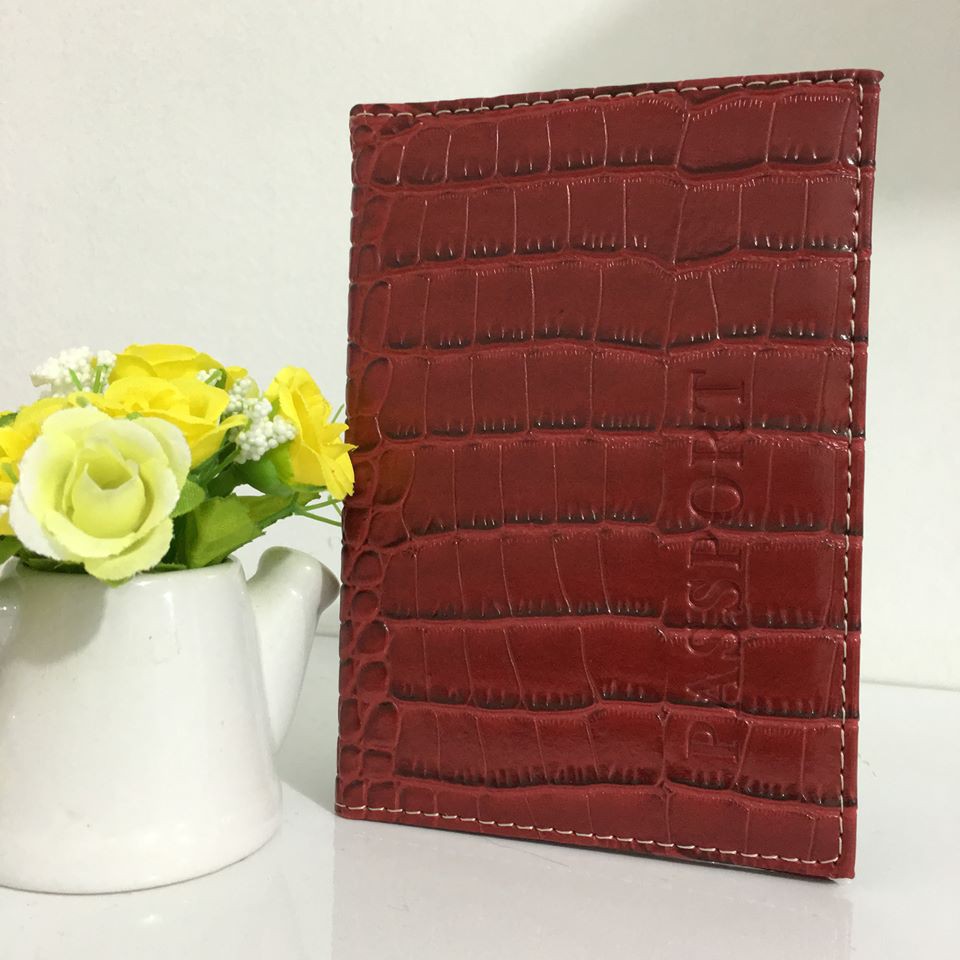 CHOCHO PASSPORT CASE