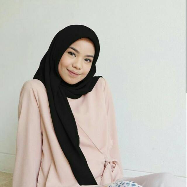 Segi empat Potton Vanilla Hijab