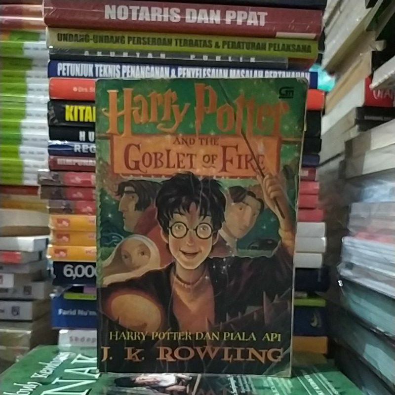 Novel ORIGINAL TAHUN 4 HARRY POTTER AND THE GOBLET OF FIRE HARRY POTTER DAN PIALA API Bekas