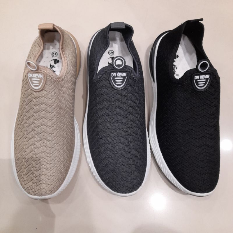 sepatu sneakers pria dr.kevin 39-44