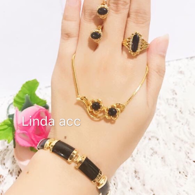 set giok warna hitam lapis emas batu giok asli 8