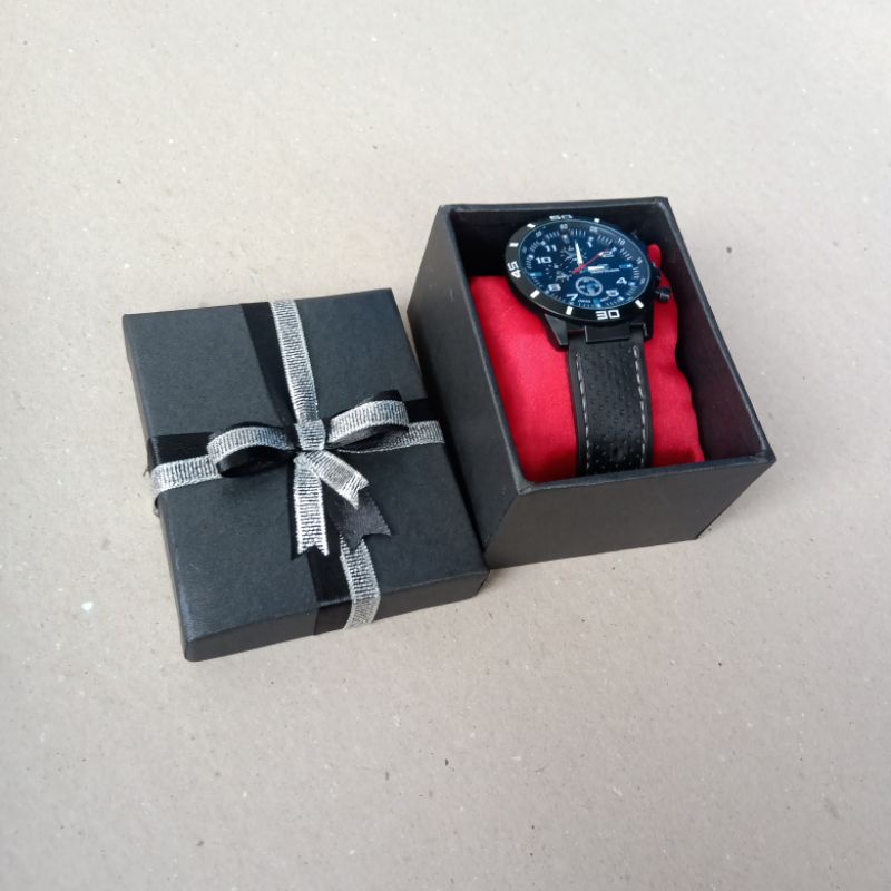 Kotak Kado Jam/Bros/Perhiasan Hard Box Ukuran 9x7x5cm.