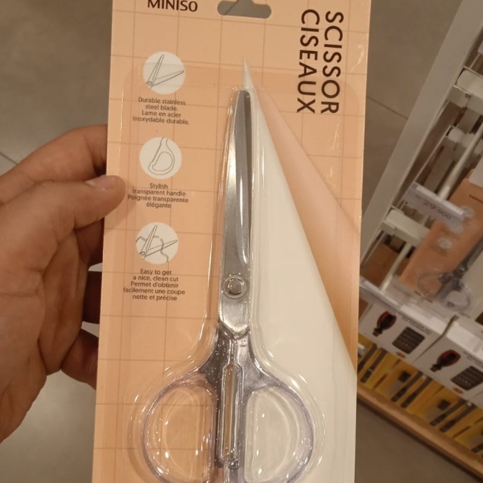 

Miniso Scissor with Transparent Handle Gunting