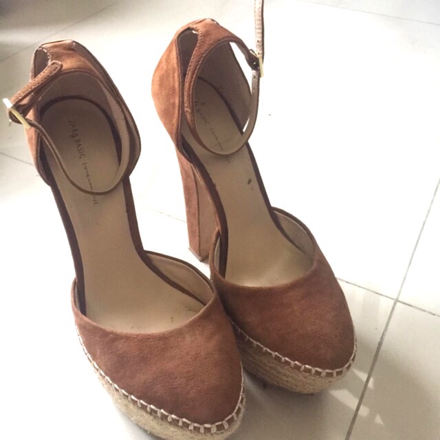 Preloved Zara Suede Heels