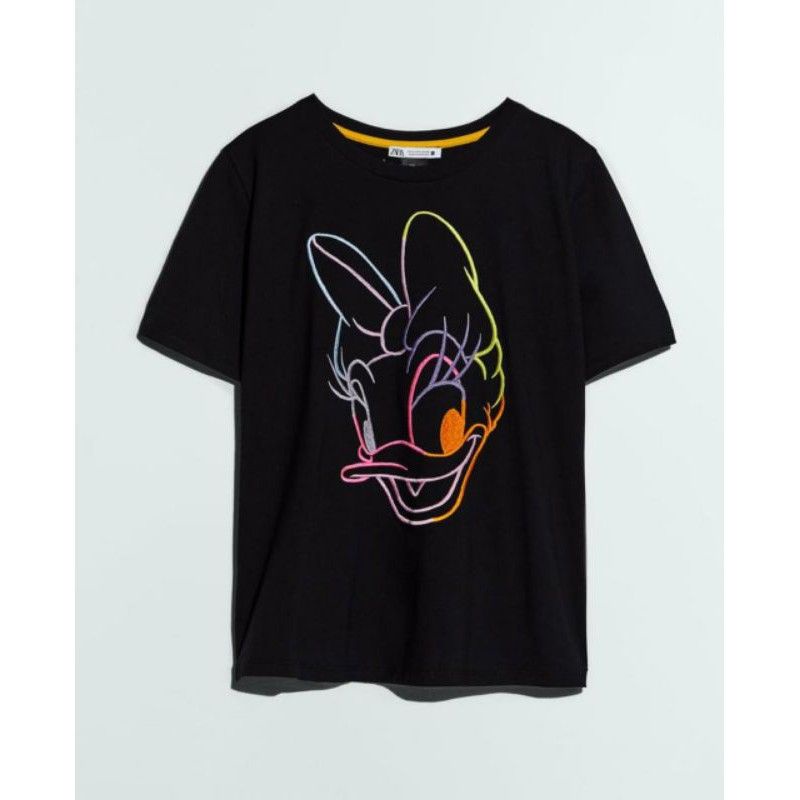 Kaos Zara X Disney Daisy Duck T-shirt Black / Kaos Zara motif Daisy terbaru original 100%