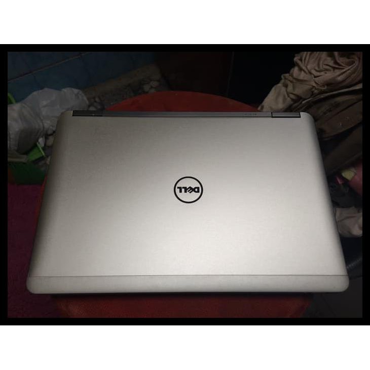 TERPERCAYA DELL LATITUDE| E7240| i5-4310U 2.0GHZ|8GB RAM|256GB SSD|CAM&HDMI|MULU7 SALE