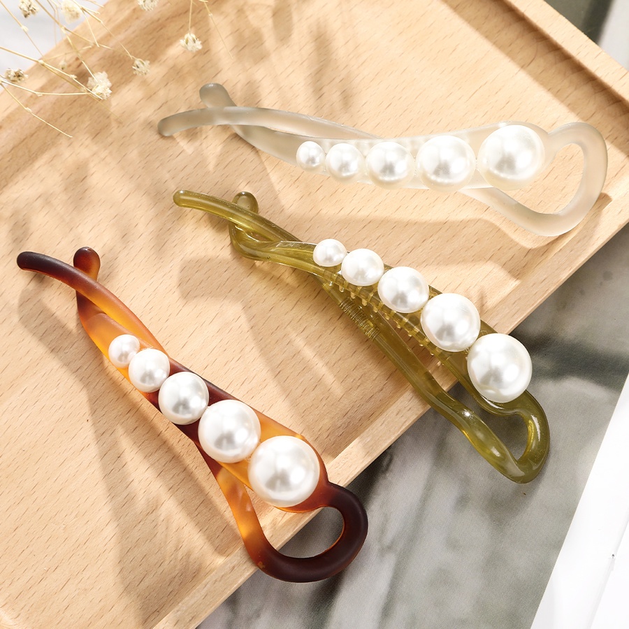 New Korean Ins Pearl Twisted Hair Clip Fashion Woman Plastic Hair Claw Hairpin Hair Accessories