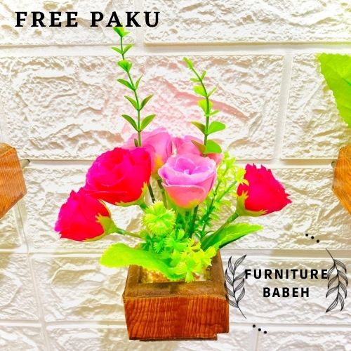 Furniture hiasan rangkaian bunga mawar warna warni bunga plastik artifisial dengan pot goni pot tempel dinding yg lucu dan unik , hiasan serbaguna