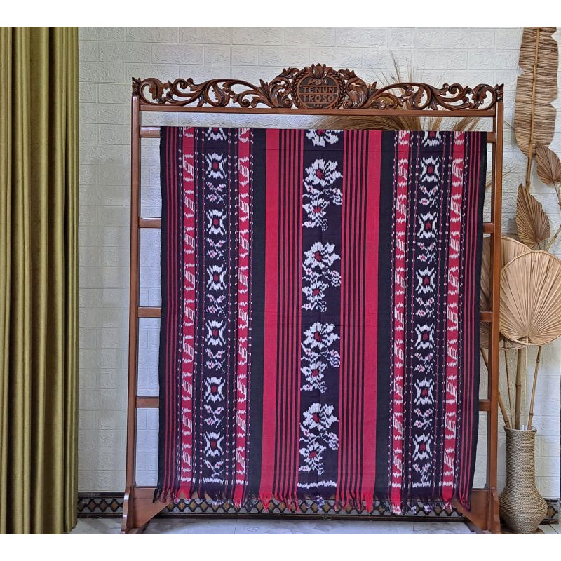 Kain Tenun Blanket torso Jepara motif merah maroon asmat