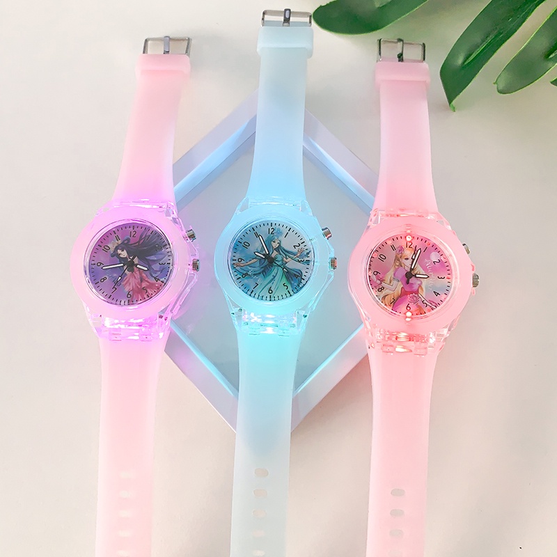 Jam Tangan Anak Perempuan Hello Kitty Lampu LED Jam Tangan Anak untuk Anak Laki-laki Perempuan Siswa Jam Digital Warna-warni Kilat Kualitas Tinggi