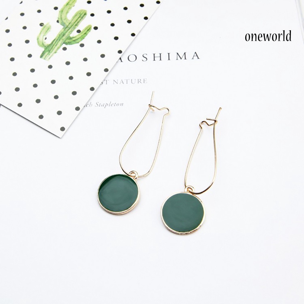 OW@ 1 Pair Earrings Elegant Wear-resistant Circle Shape Green Circle Earrings for Party