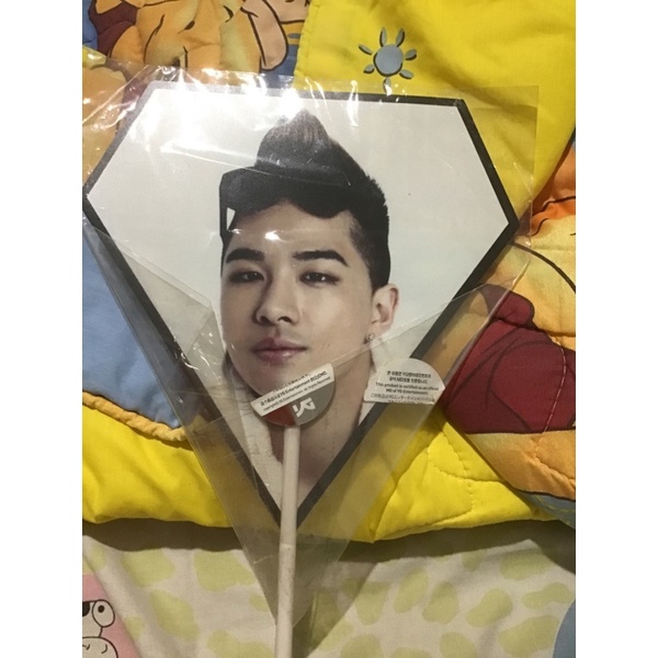 TAEYANG BIG BANG OFFICIAL IMAGE PICKET FAN KIPAS ALIVE TOUR 2021