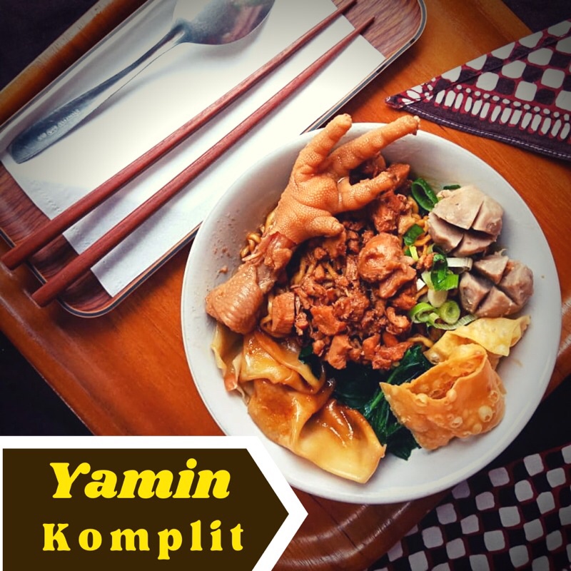 

YAMIN KOMPLIT - Mie Ayam Bakso Ceker Pangsit asli Wonogiri