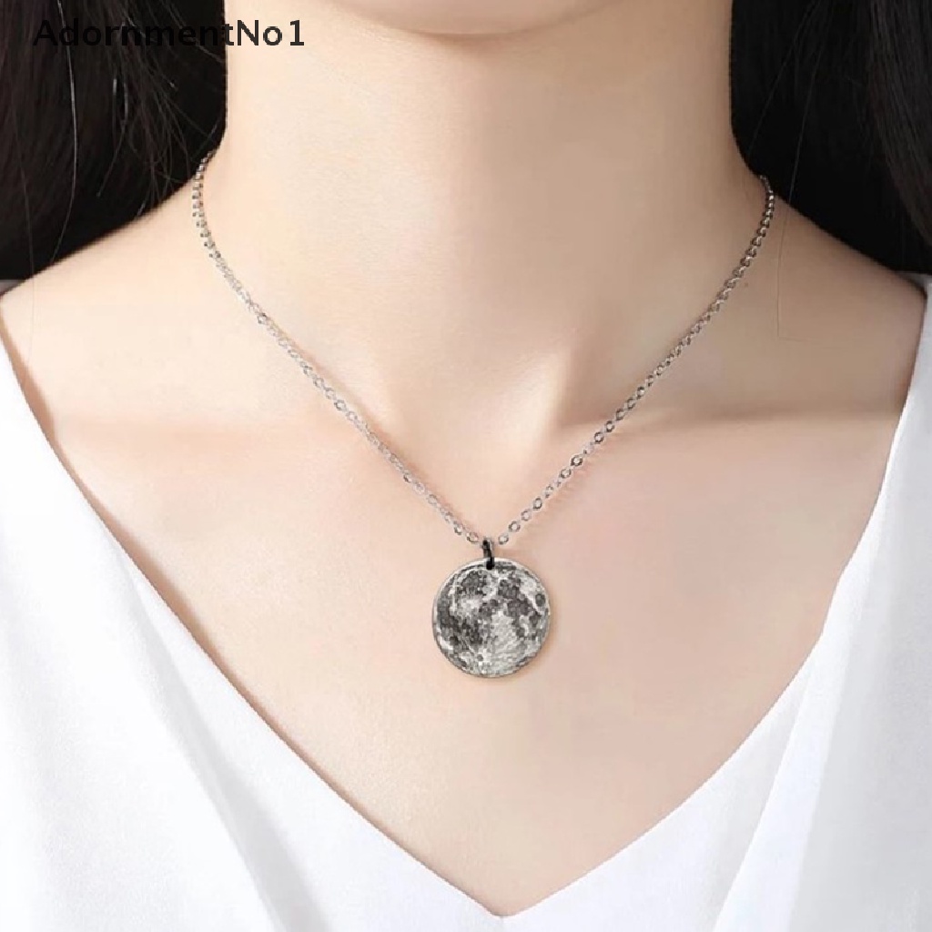 (AdornmentNo1) Kalung Rantai Dengan Liontin Bulan Sabit Bahan Metal Alloy Untuk Pria / Wanita