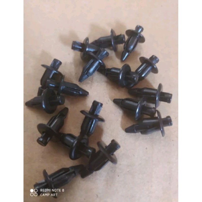 BAUT . KLIP BODY NMAX.AEROX. PCX VARIO 150.CBR. R15 dll