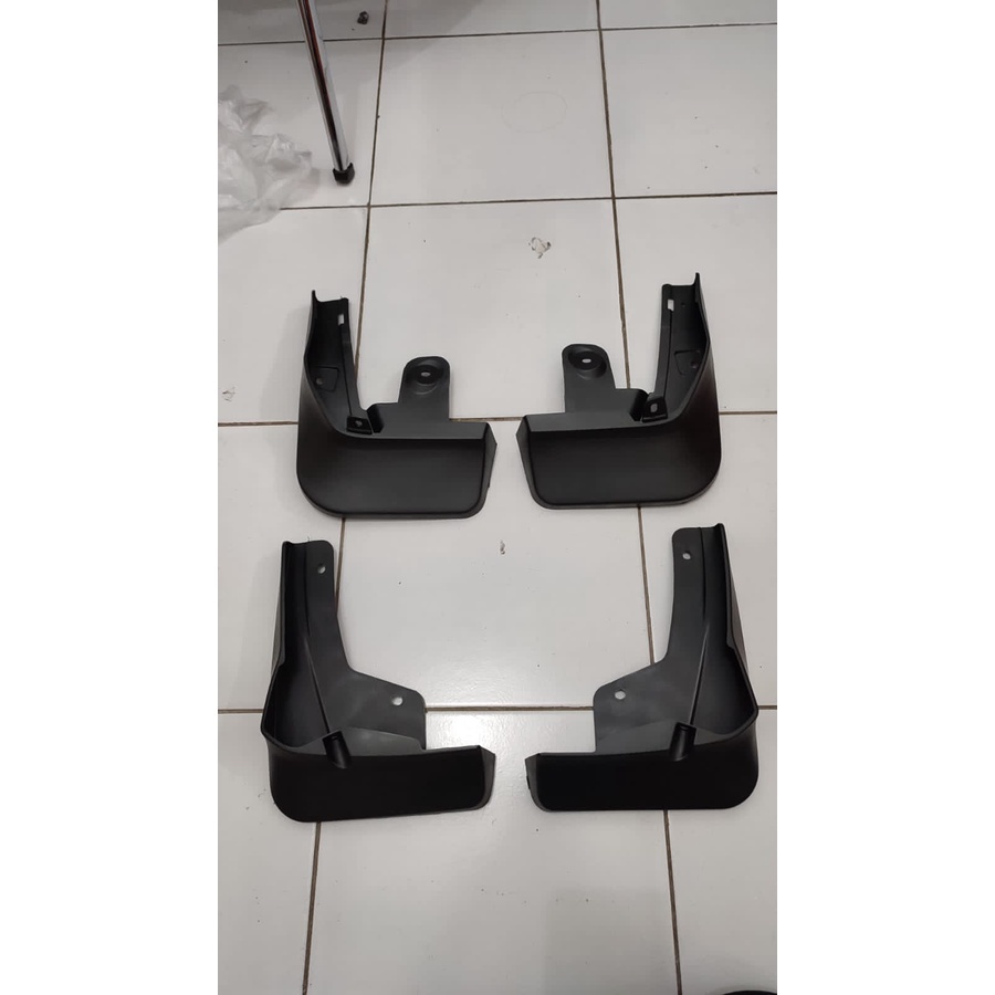 Mud Guard Karpet Lumpur Mobil Raize Rocky 2021 UP