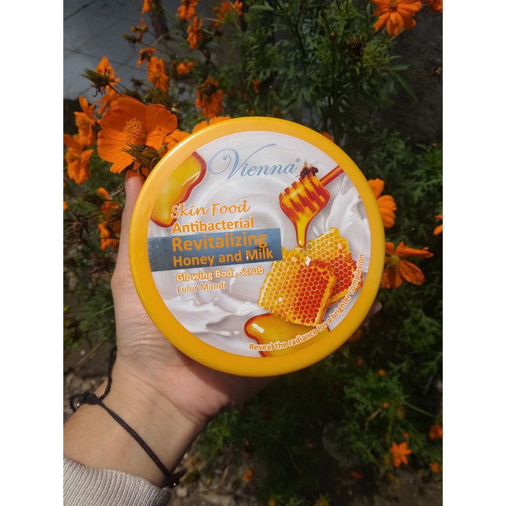 Vienna Skin Food Antibacterial Revitalizing Honey and Milk Glowing Body Scrub 250gr