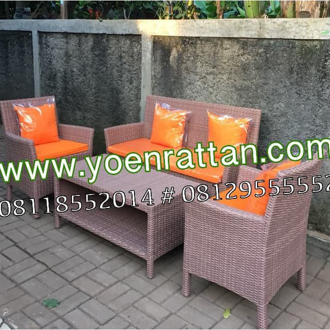 Februari Maniss Kursi / Sofa Tamu Hawai Rotan Sintetis Kode 206