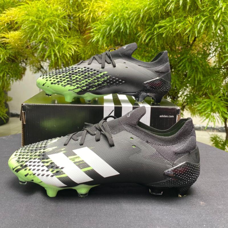 Sepatu Bola Adidas Predator 20.1 Low Black Green FG