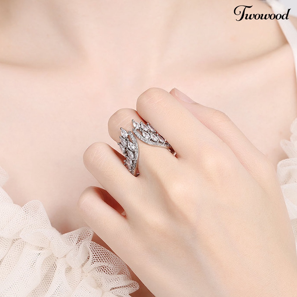 Twowood Finger Ring Wing Opening Ladies Sparkling Bright Luster Ring for Engagement