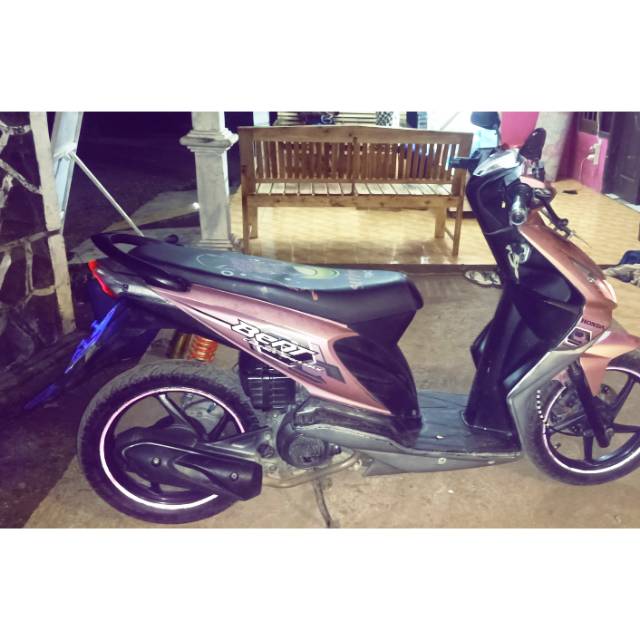 beat tahun 2009 kelengkapankumplit stnk off 3x bpkb kelistrikan normal mesin aman no polusi no minus