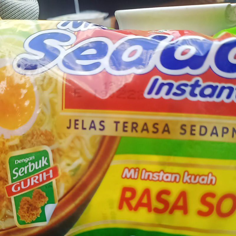 

mie instan 3 kardus