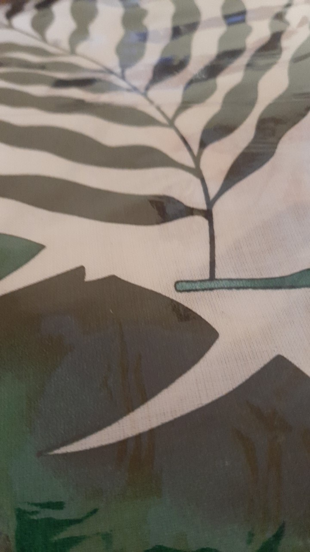 Sprei Katun Lokal Cvc Emma Montsera Hijau Kombinasi