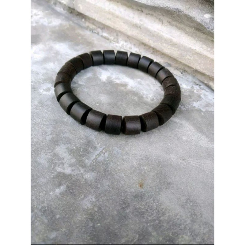 gelang kayu galih kelor hitam asli semi fosil