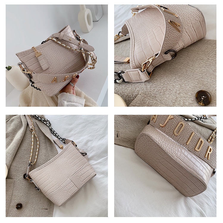 Tas Selempang Wanita Import CR7007 LT1670 B9170 BQ2641 EL5001 Sling Bag Tas Fashion Jakarta