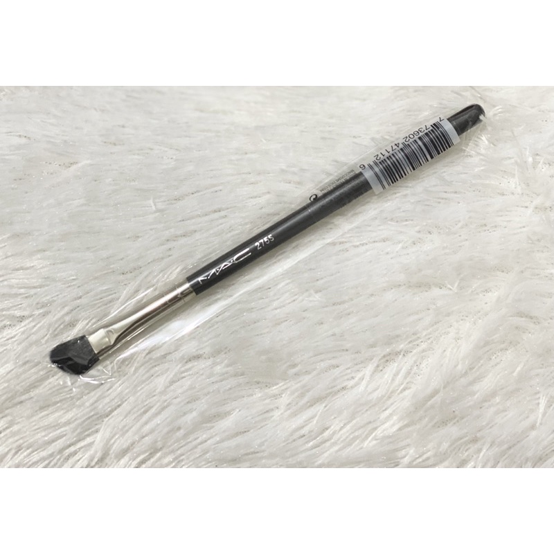 MAC Brush 275S Medium Angle Shading Brush