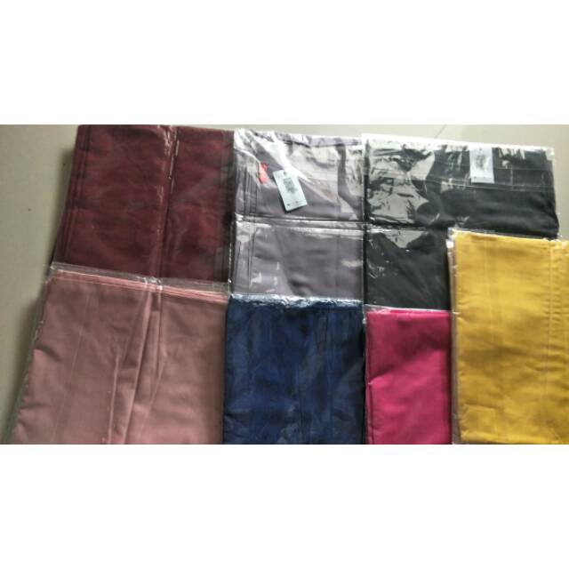 Maruna Plain Scarf Zoya 100% ORI (hijab polos segi empat)
