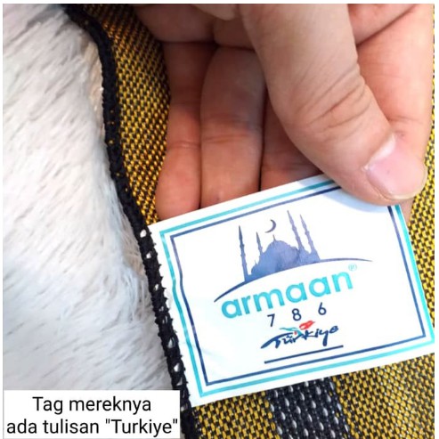 SAJADAH TURKI ARAHMAN KHUSUS HITAM PUTIH/ BAHAN HALUS HARGA MURAH