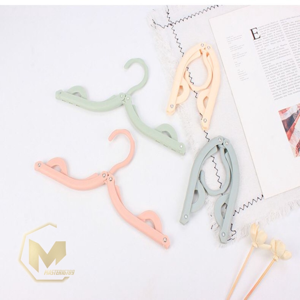 RT72 GANTUNGAN HANGER BAJU LIPAT PORTABLE travel plastik MA2741