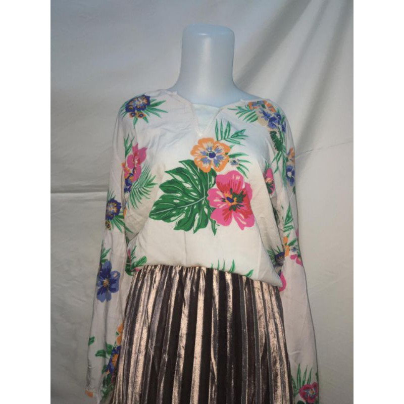 FACTORY OUTLET CLOTHES