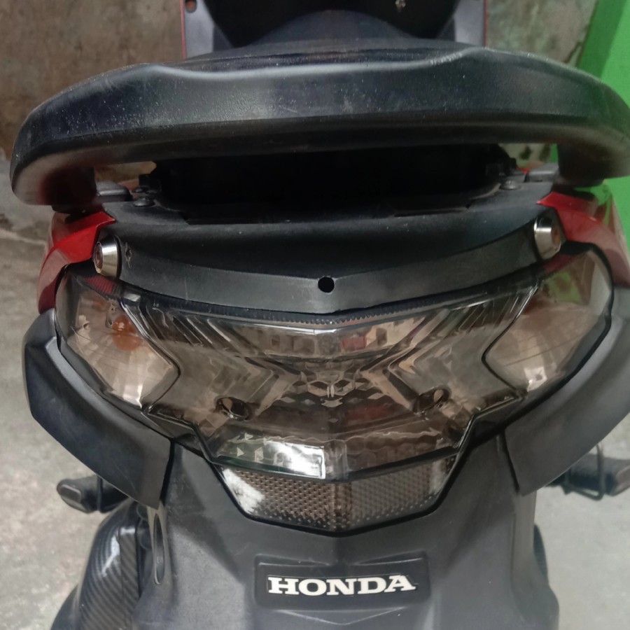 mika stoplamp lampu belakang BEAT Fi 2013-2015 smoke