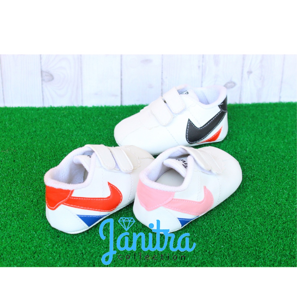 janitra clasic sepatu baby prewalker sepatu bayi gendong dan belajar jalan CRT