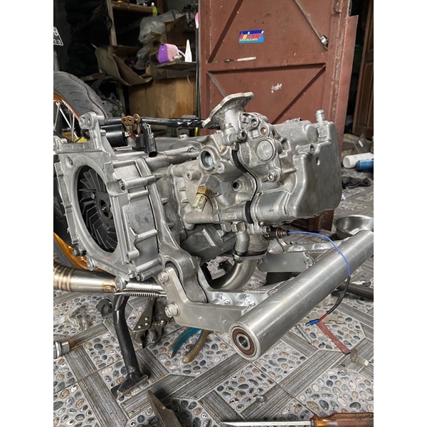 engine mounting alumunium aerox155