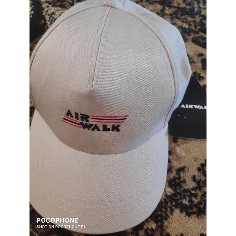 SALE ORI TOPI AIRWALK PUTIH