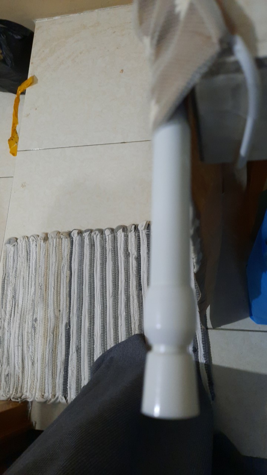 Besi Flexible Gantungan Fleksibel