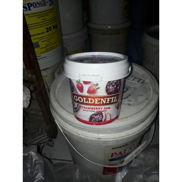 

GOLDENFILL STROBERY 1 KG